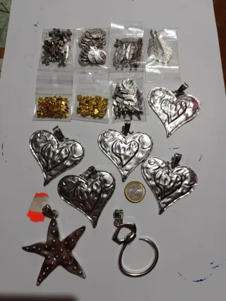 Lote Fornituras y Colgantes.