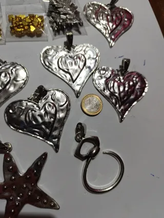 Lote Fornituras y Colgantes.