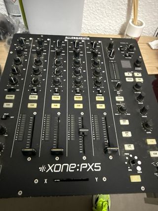 Allen & Heath Xone PX5 Mesa DJ Profesional