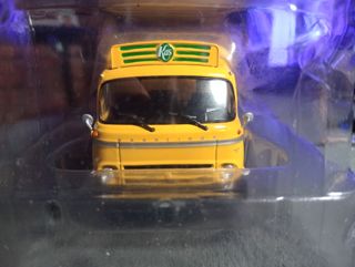 Camión Reparto KAS 1/43