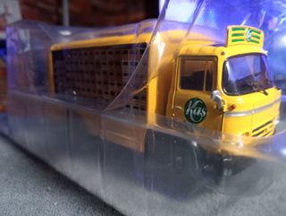 Camión Reparto KAS 1/43