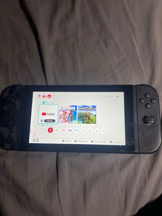 Nintendo Switch Negra y Multicolor