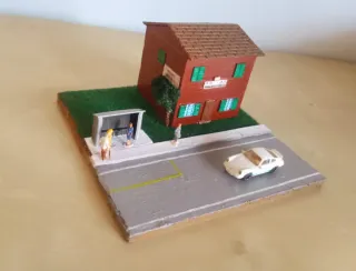 Casa Cantoniera con Pensilina Bus 1:160