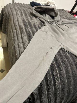 Sudadera Pull & Bear gris talla XS