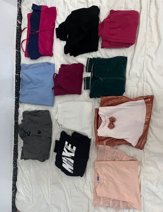 Lote Ropa: Pantalones, Camisetas, Vestidos