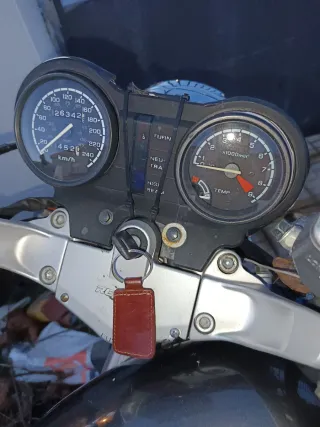 Honda Revere 650 Naked