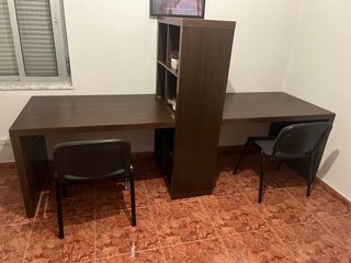 Escritorio y Estantería Combinados