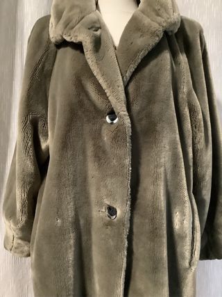 Cappotto vintage pelliccia ecologica svasato