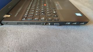Lenovo ThinkPad E560 i5 8GB 15,6 Negro