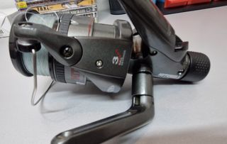 Carrete de pesca Mitchell Predator 700