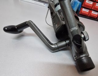 Carrete de pesca Mitchell Predator 700