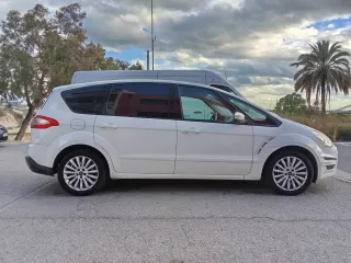 Ford S-MAX 2014