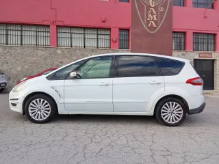 Ford S-MAX 2014