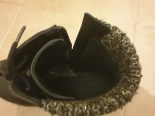 Botines negros de piel