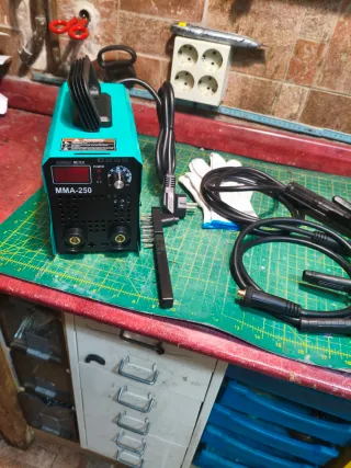 Soldadora IGBT MMA 250A