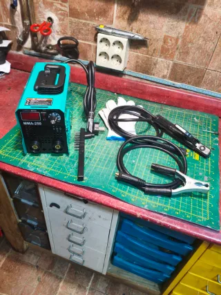 Soldadora IGBT MMA 250A