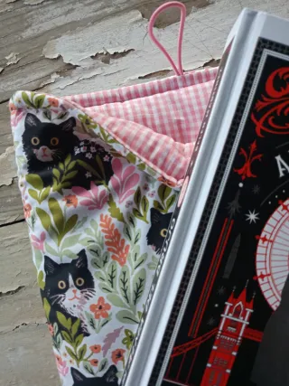 Funda para libro con gatos