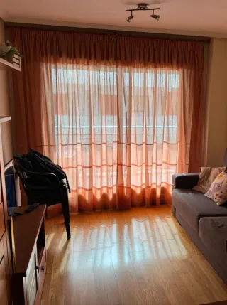 Cortinas naranjas de tela