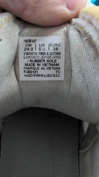 Scarpe Onitsuka Tiger bianche e marroni taglia 38