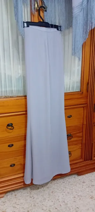 Conjunto fiesta gris talla 54