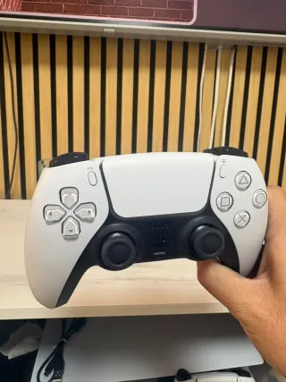 Consola Sony Playstation 5 Blanca