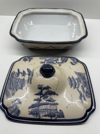 Cerámica china antigua con tapa