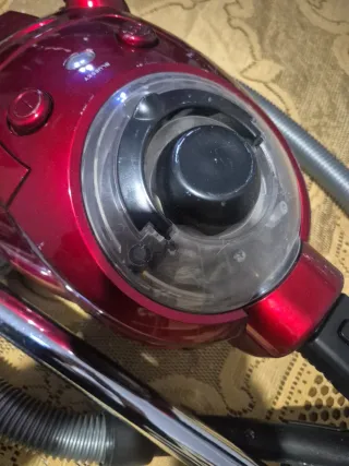 Aspiradora Roja