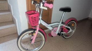 Bicicleta infantil rosa y blanca