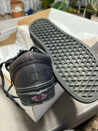 Vans x Harry Potter Old Skool Deathly Hallows