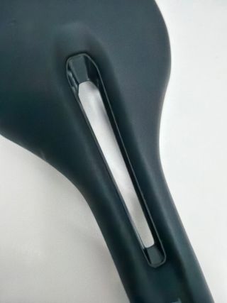 Sillín Syncros Tofino 135mm Negro