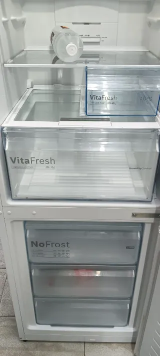 NEVERA COMBI BOSCH NO FROST ENERGÍA A+