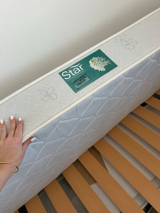 URGE!! Estructura de cama colchón + somier