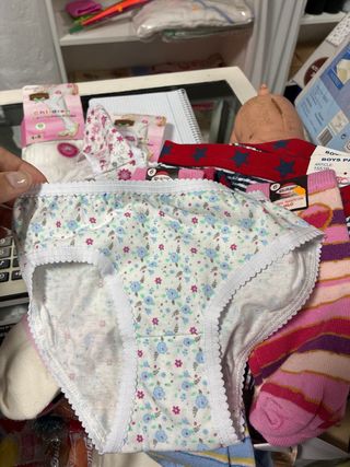 Lote Ropa Interior Niños/as (Braguitas y Calcetine