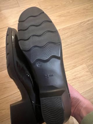 Zapatos piel marca  24 HORAS negros NUEVOS