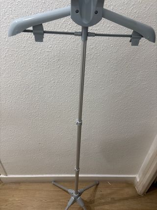 Perchero para plancha de vapor vertical