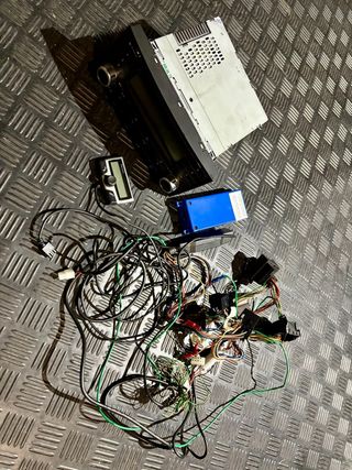 Radio CD Volkswagen y Parrot CK3100