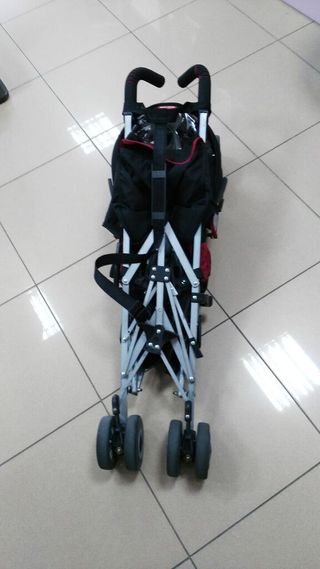 Silla de Paseo Maclaren Quest Roja