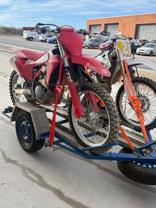 Gas Gas 250 Enduro/Motocross 2024 Roja