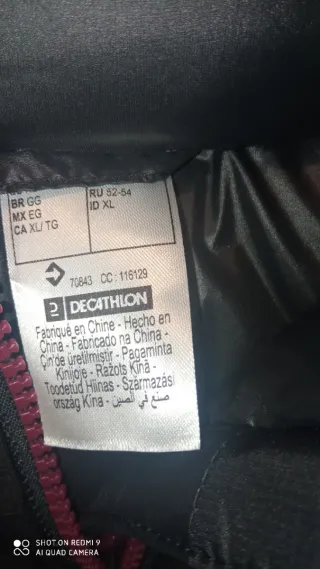 Plumon Decathlon T XL Negro para guardar mochila