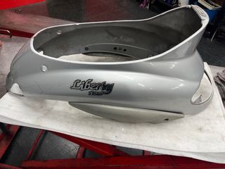 Carenado Piaggio Liberty 125 Gris