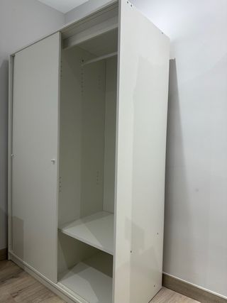 Armario KLEPPSTAD puertas correderas blanco