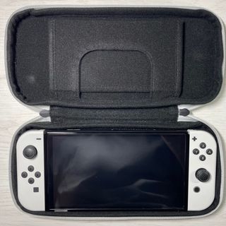 Nintendo Switch OLED + Funda Oficial