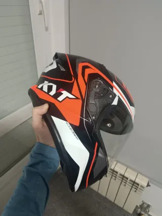Casco Moto KYT Naranja y Blanco