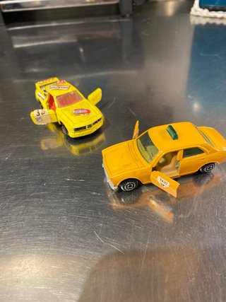 Guisval maquetas coches vintage. Leer descripción