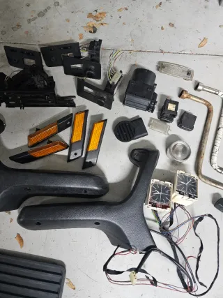 Lotto ricambi BMW E30