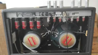 Fender 65 Twin Reverb Amplificador Guitarra