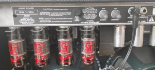 Fender 65 Twin Reverb Amplificador Guitarra