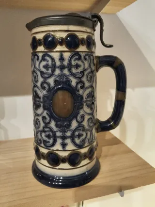 Jarra cerveza alemana antigua