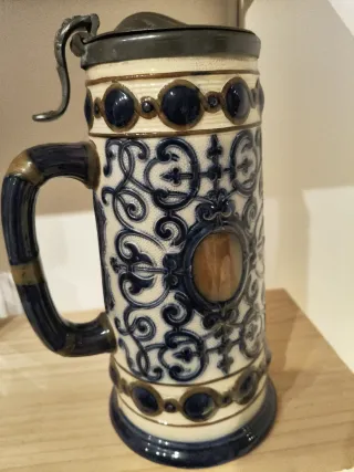 Jarra cerveza alemana antigua