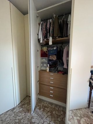 Armadio angolare camera da letto